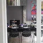 Отель Boutique Manna - Quality 4*