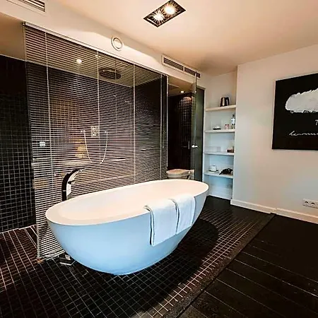 Manna Hotel 4*